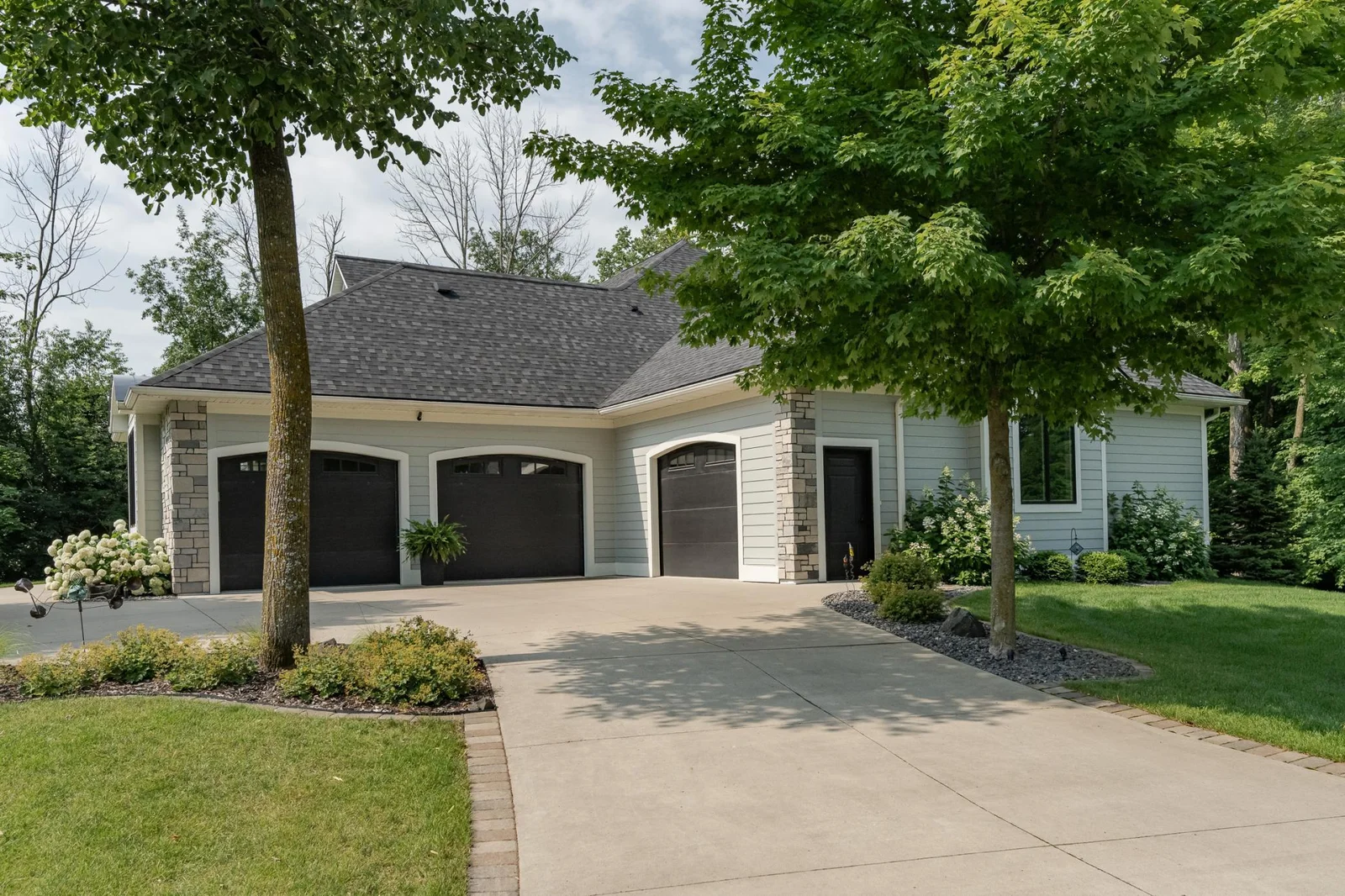 4122 Galesville Ln SW