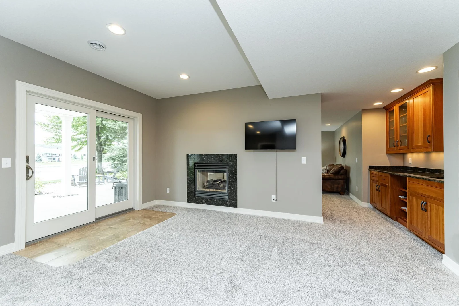 Family Room/Fireplace