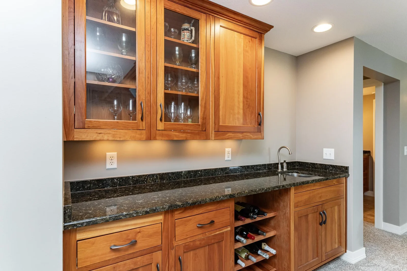 Wet bar