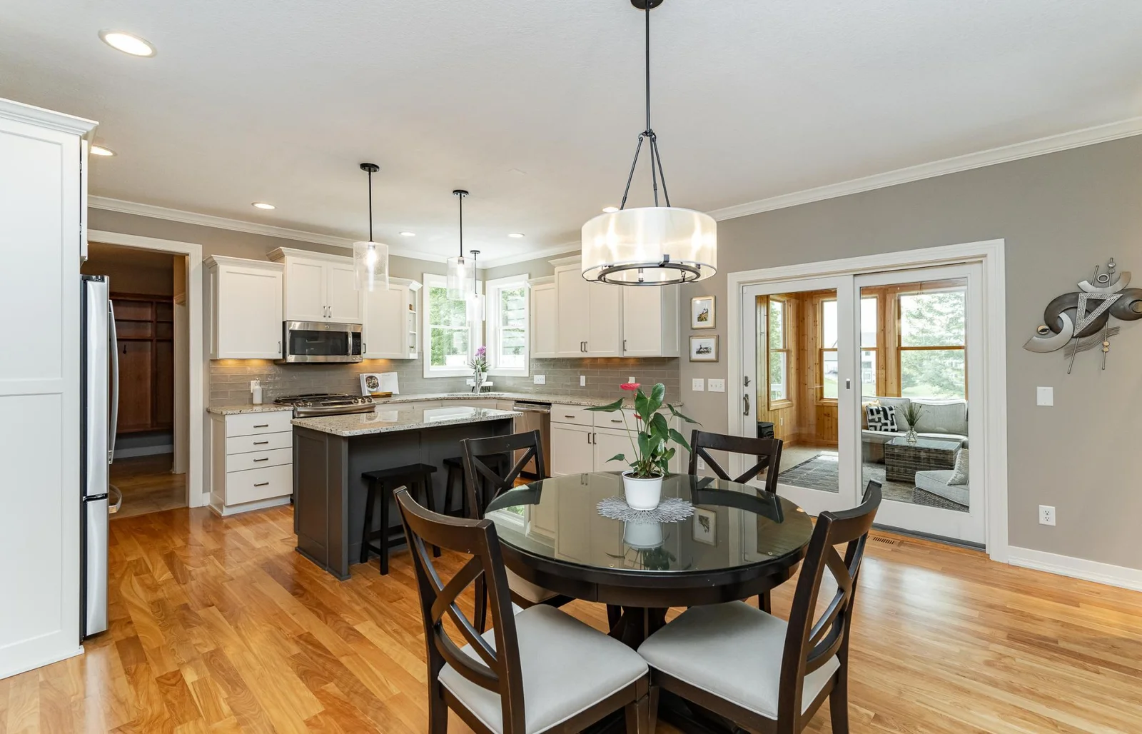 Kitchen/Dining