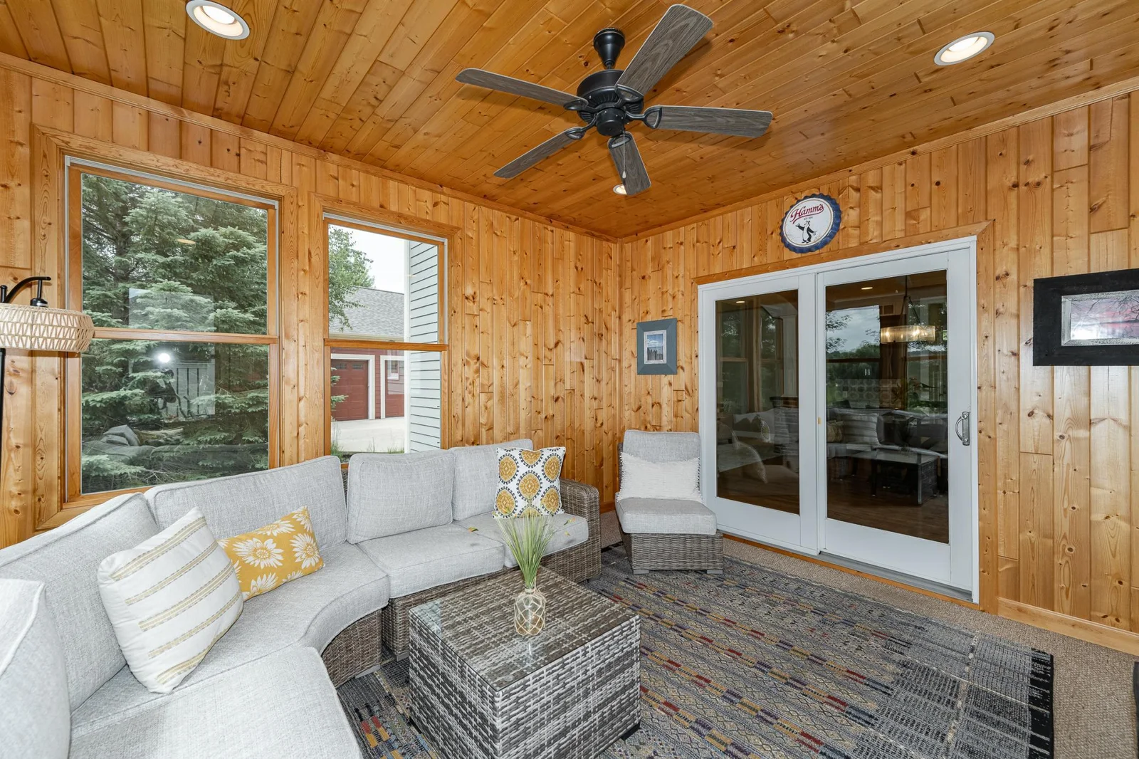 Four-season porch