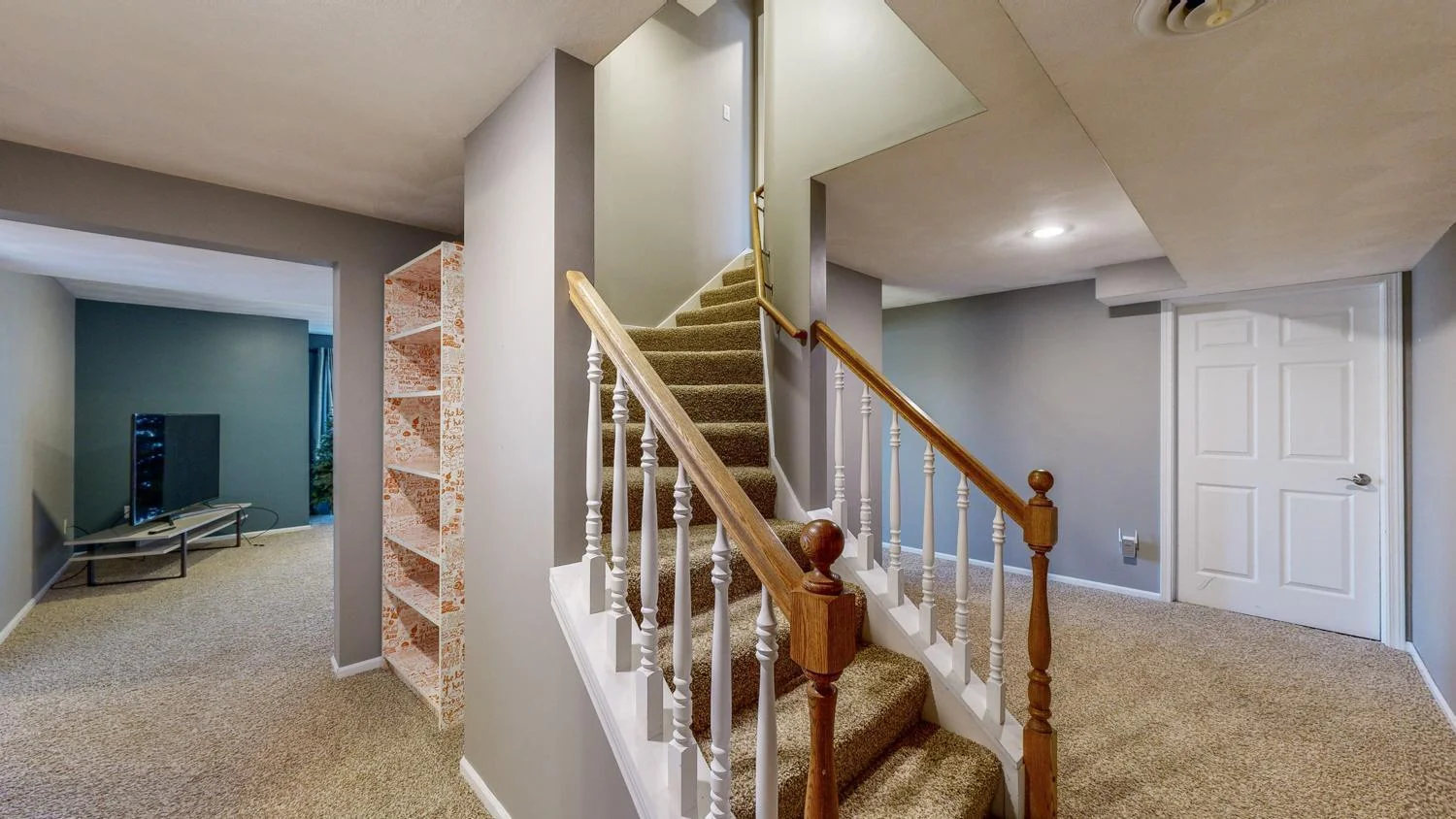 Lower level stairway