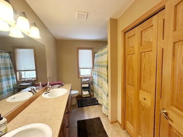 Upper level bathroom