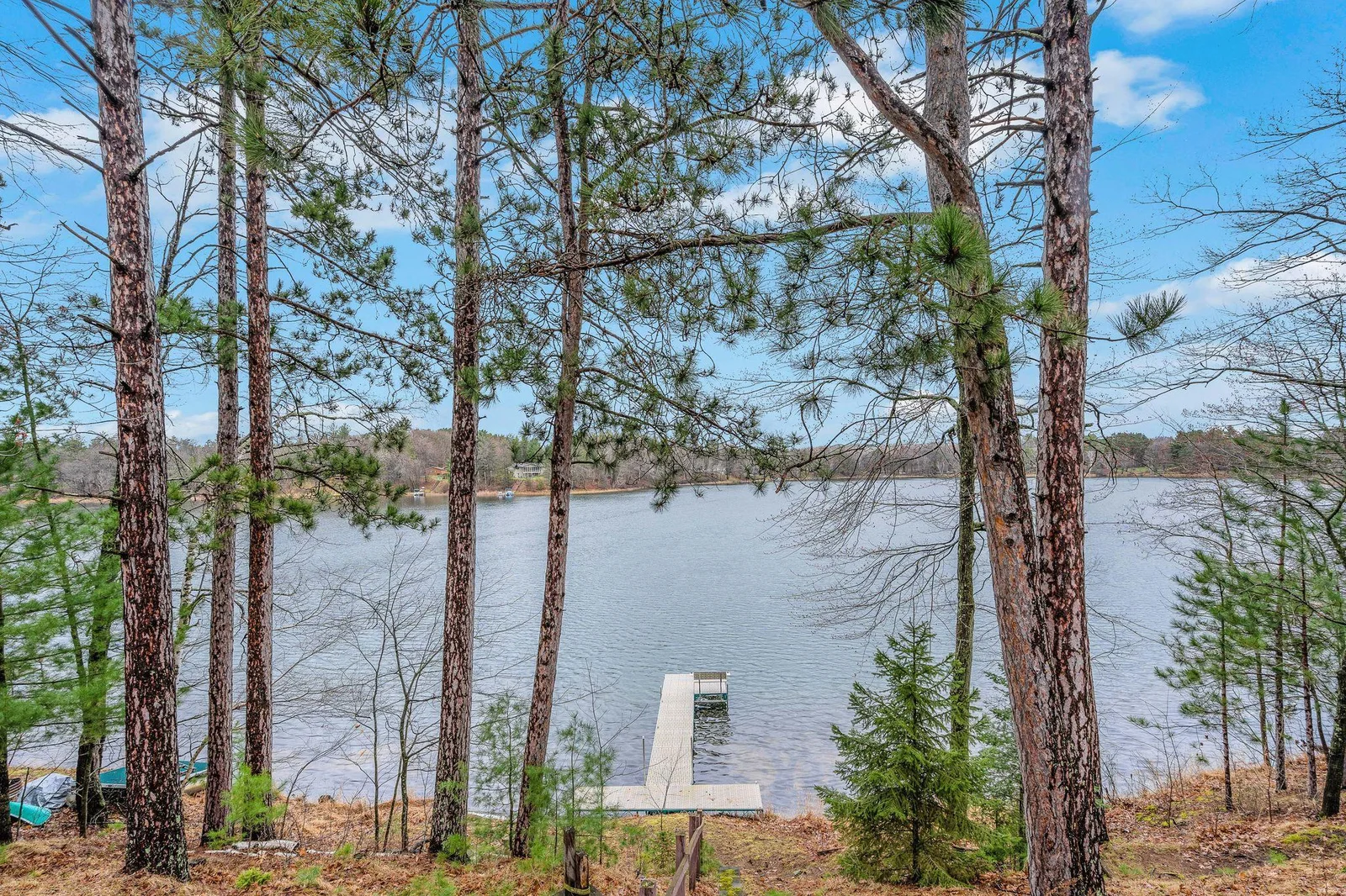 20_W7762_Rainbow_Dr_Spooner_WI_54801_USA-Exterior-W7762-Rainbow-Dr-HDR-70.jpg