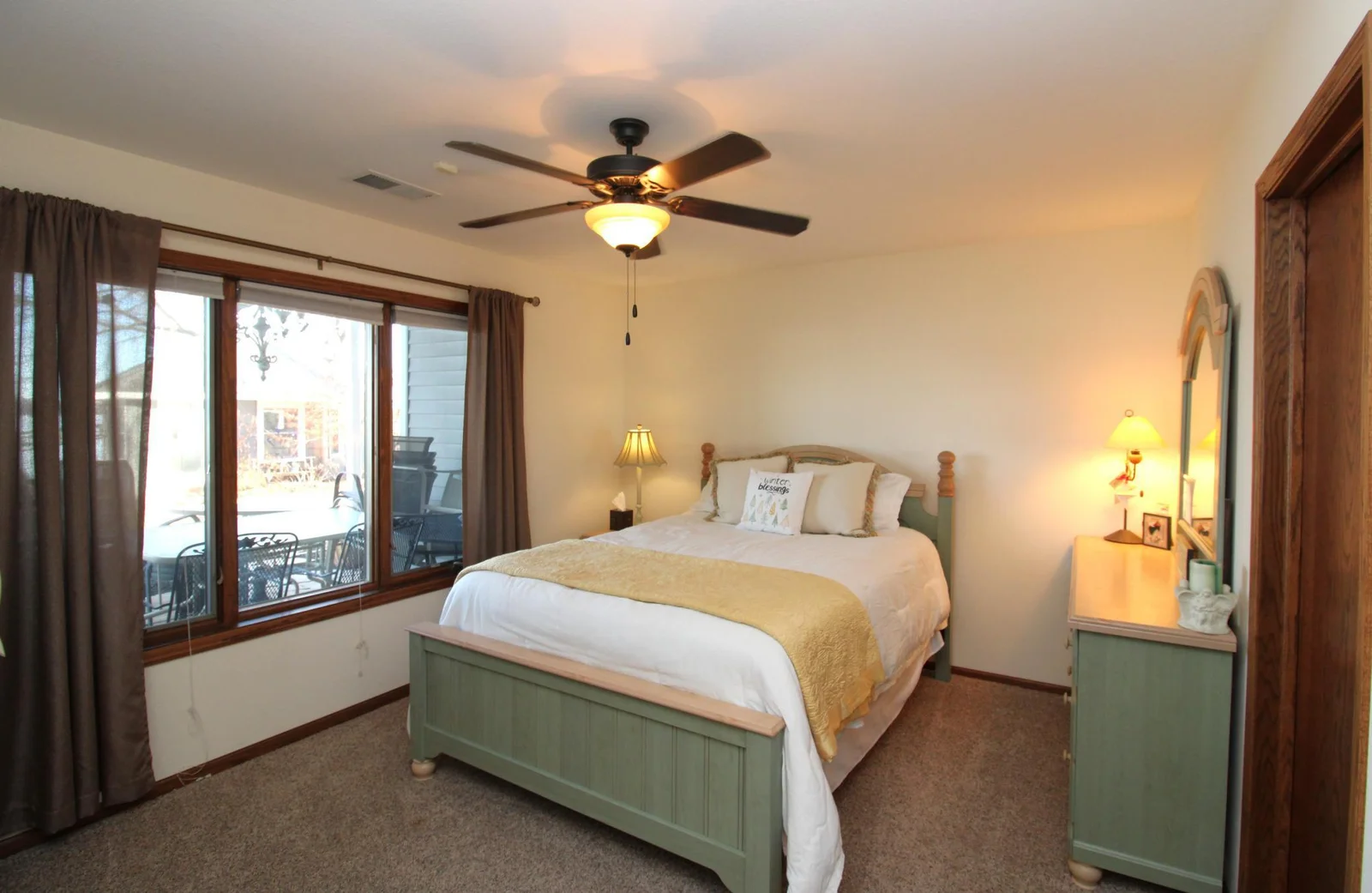 Lower Bedroom2