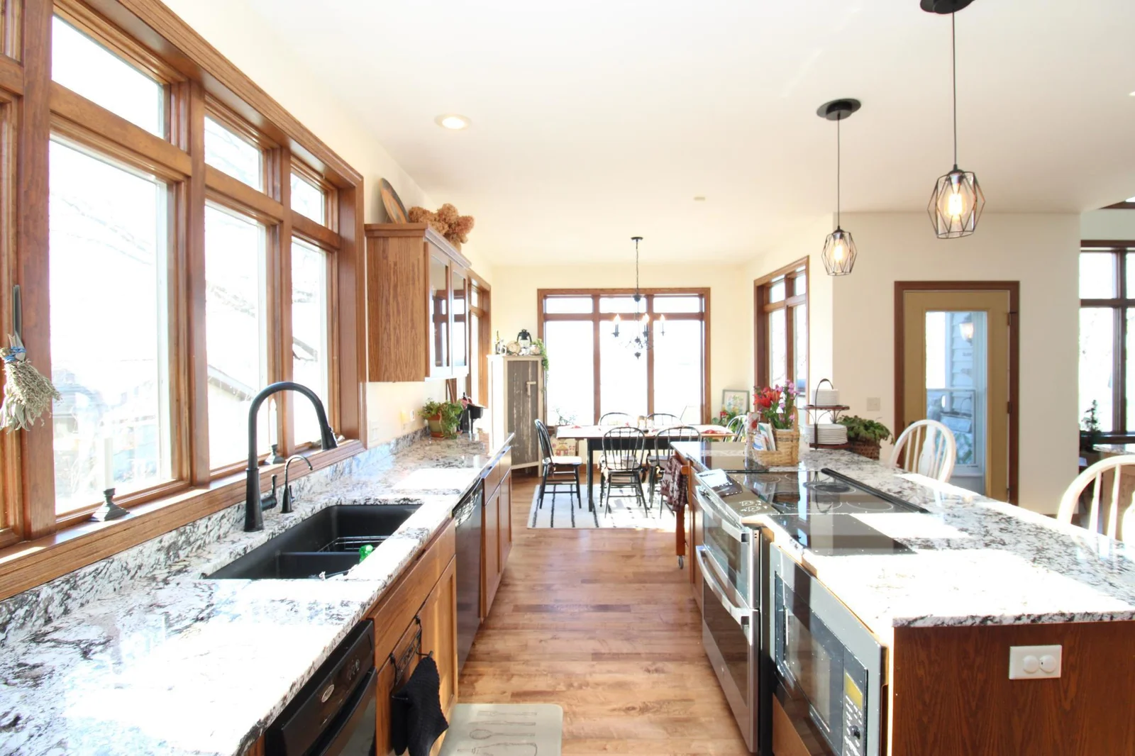 Kitchen to Dining Nook