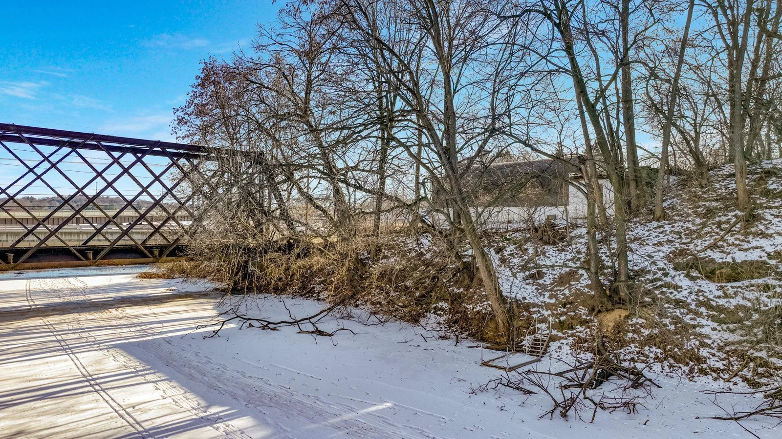 015_dji_0865_aur_356.jpg