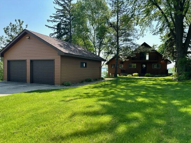 2 Stall Detached Garage
