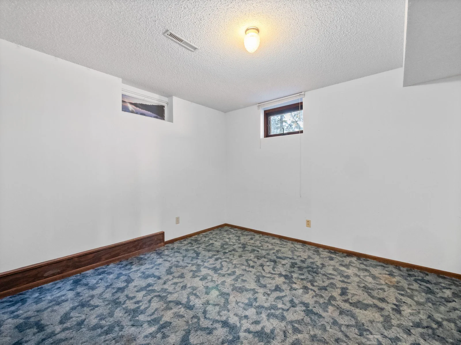 Bedroom 4 (no egress)