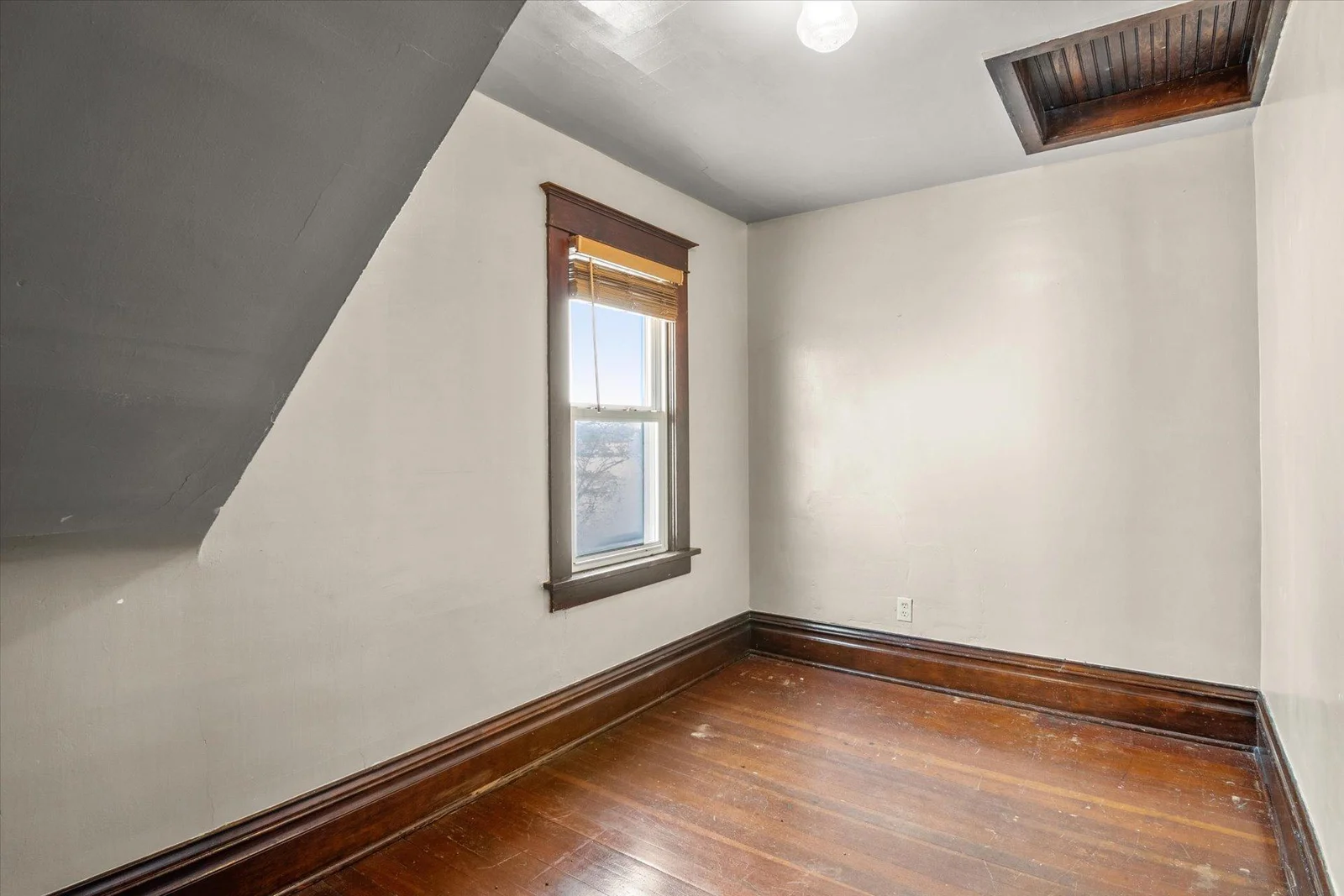Bedroom 4 Upper Level