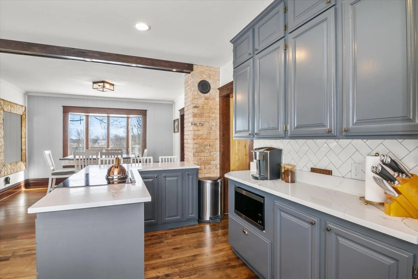 Tons of counter space