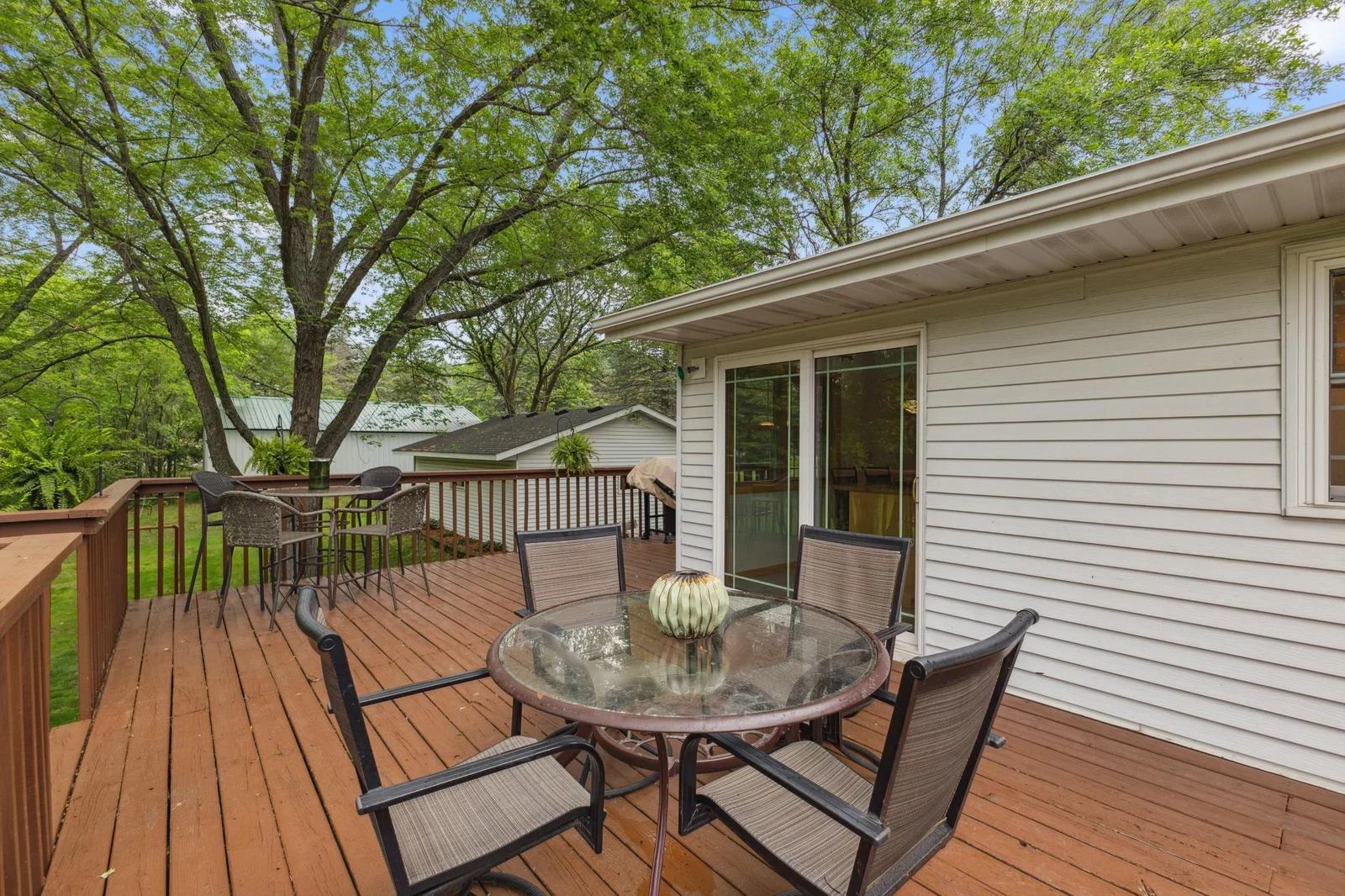 Huge wrap around deck.