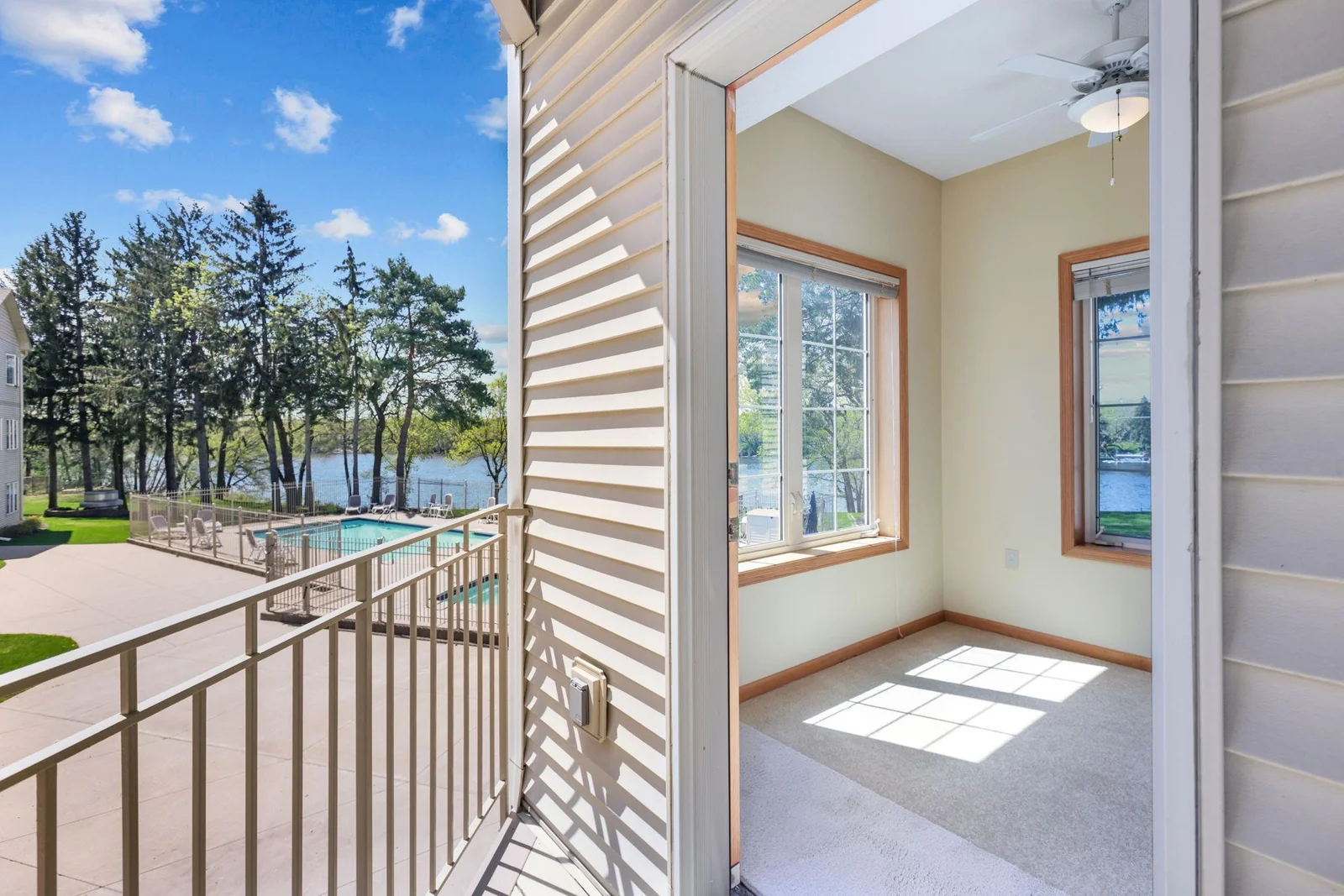 Deck/Sunroom Outdoor Senery