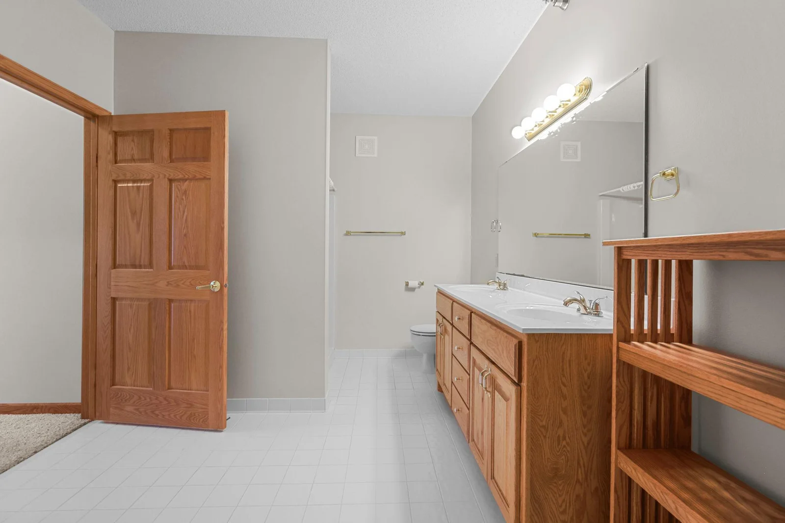 Primary Bath two sinks