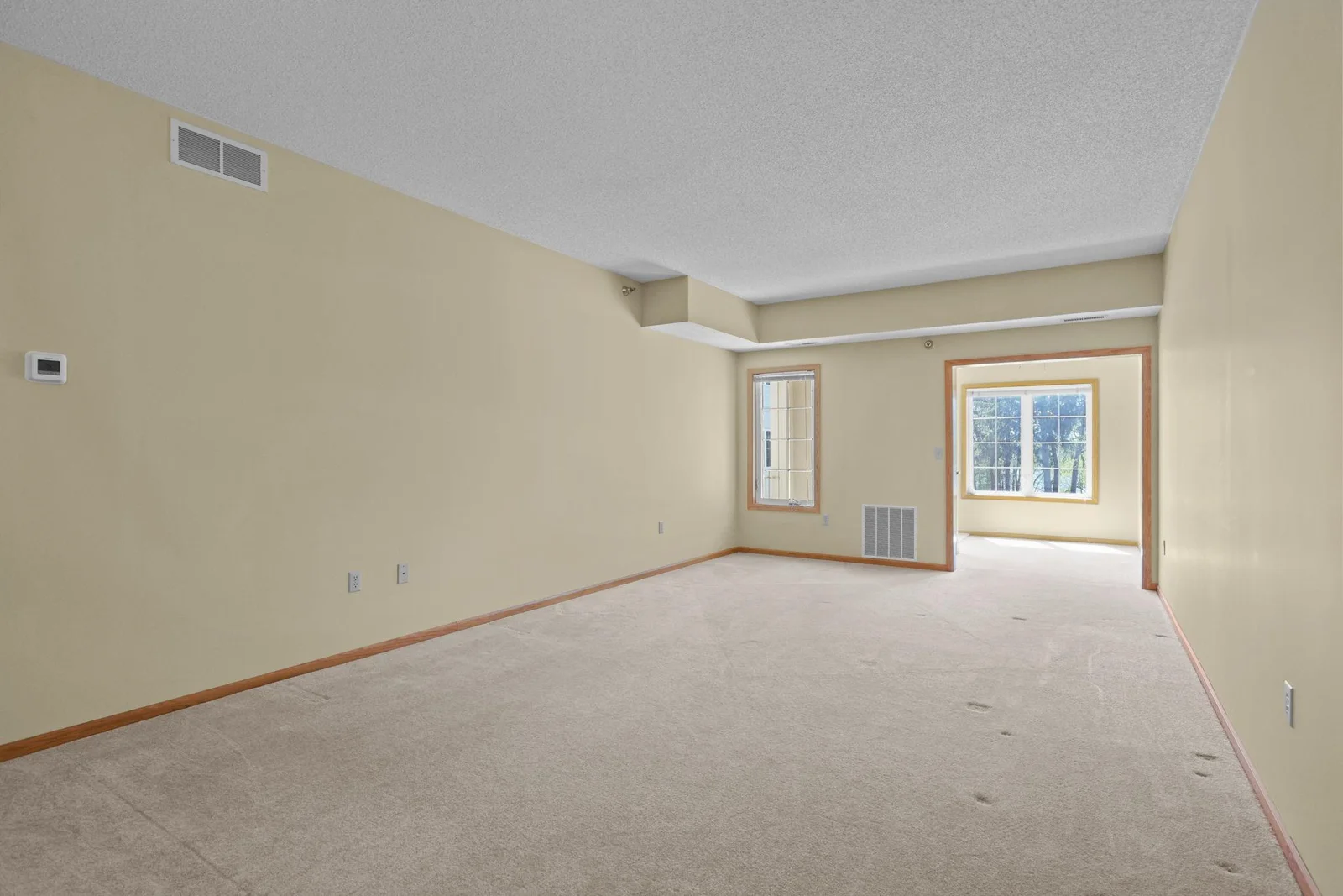 Direct connect to sunroom!