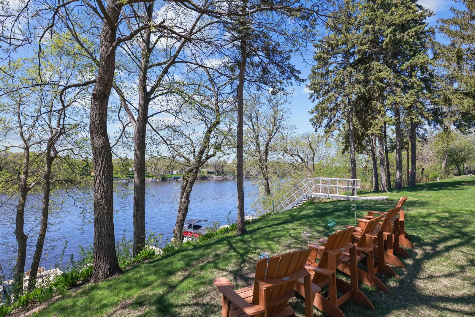 Grab a chair with a Perfect View!