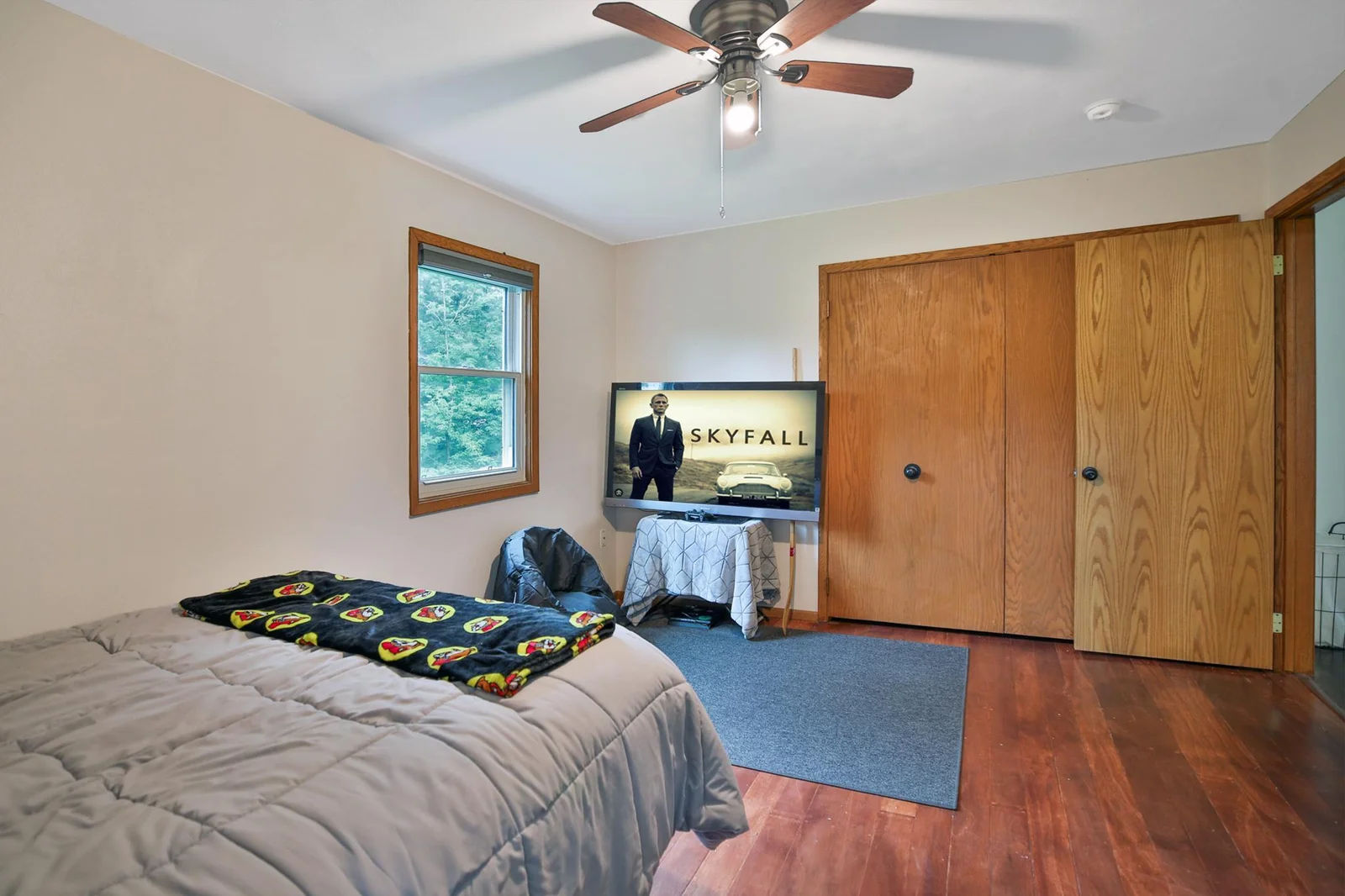 Bedroom_02