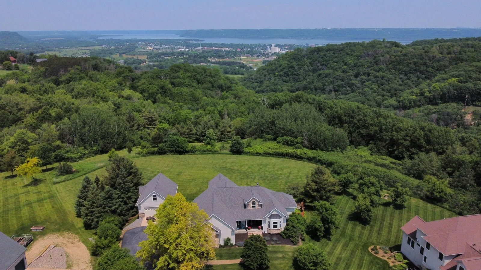 dji_fly_20250605_123846_353_1749145241022_photo_optimized.JPG