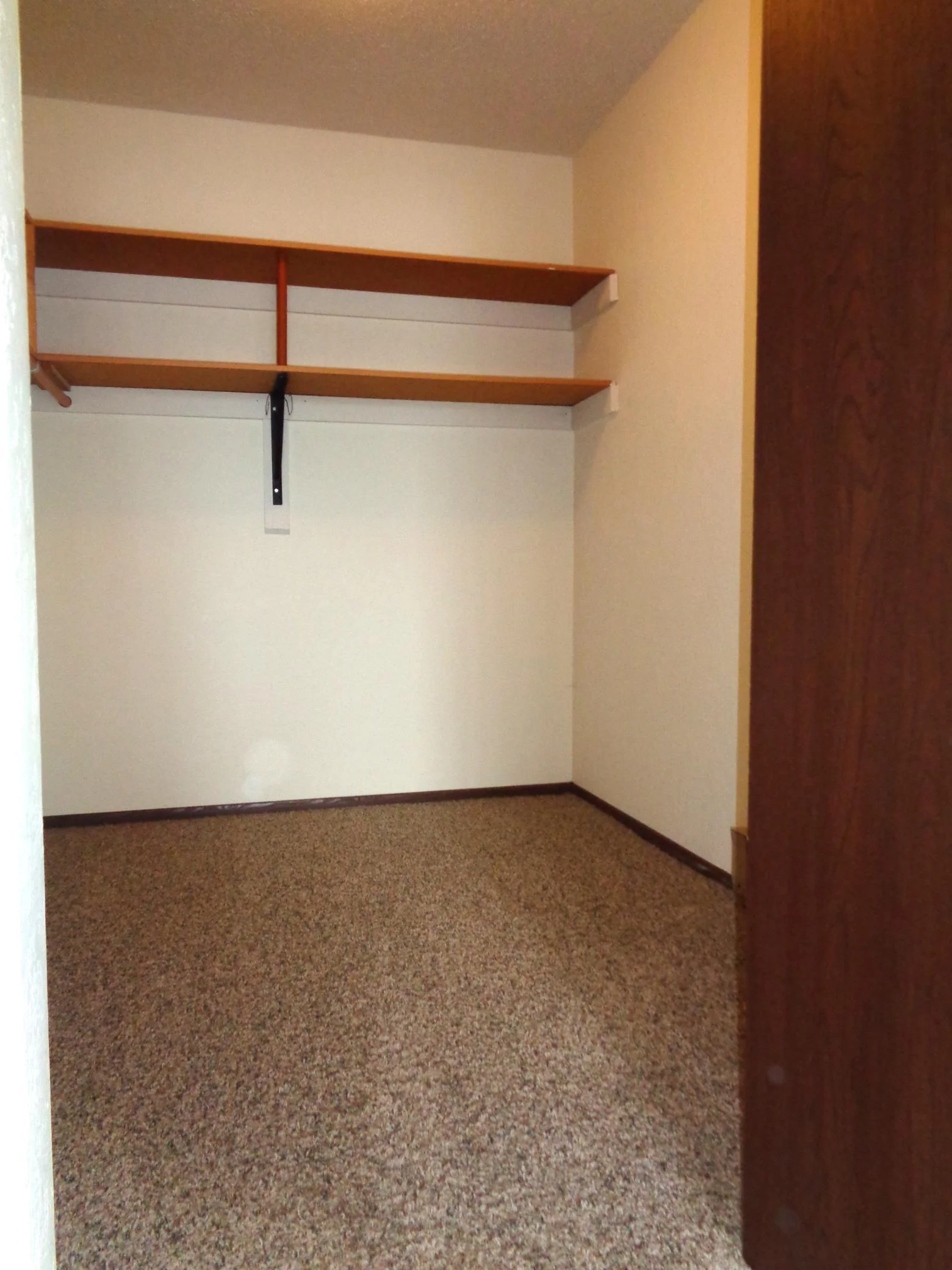 Southview Walk-In Closet
