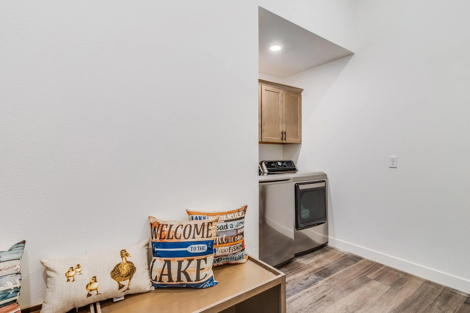 104_updated2568_28_1_4thSt_Mudroom1_mls.jpg