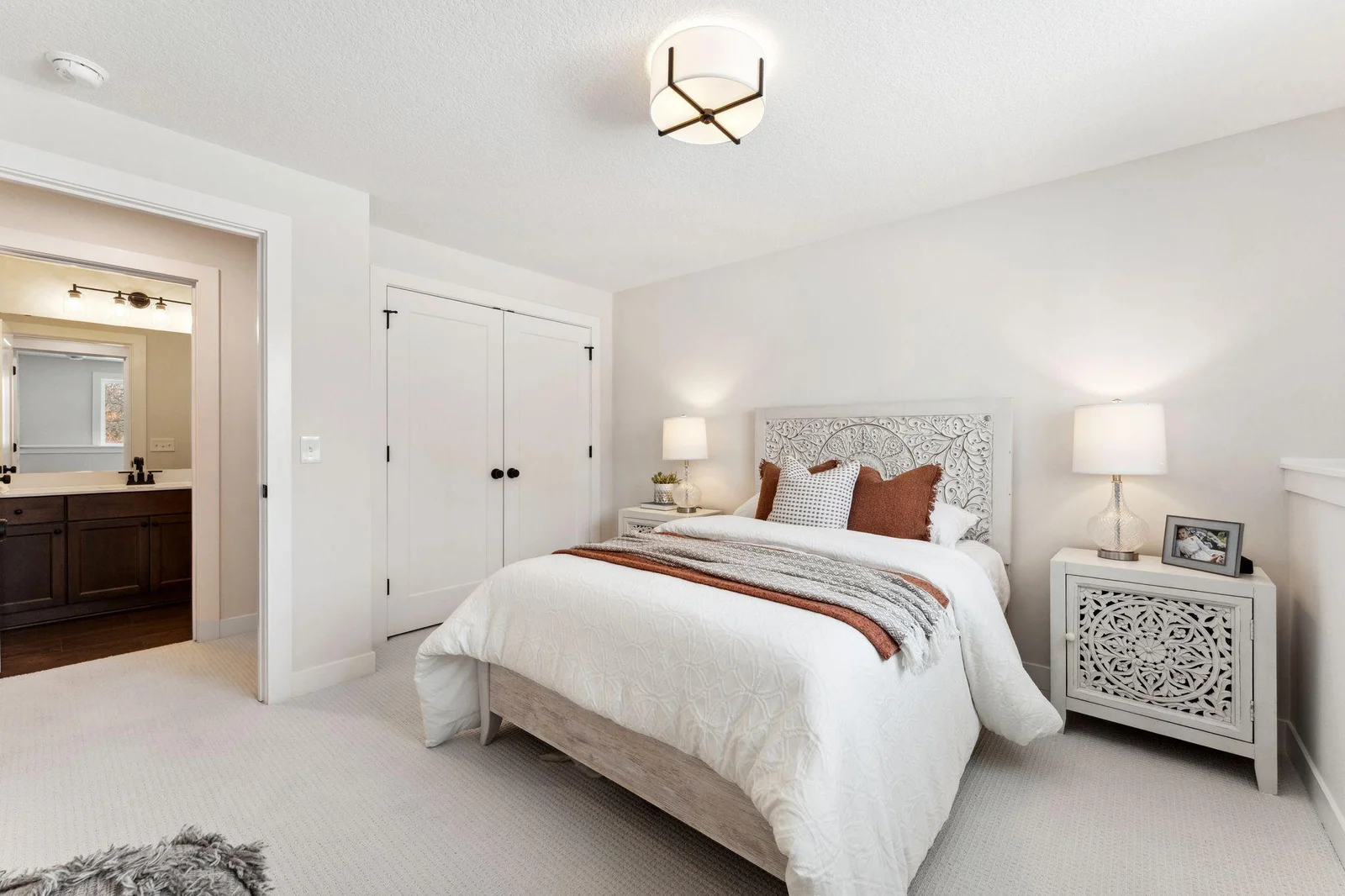 Bedroom/playroom