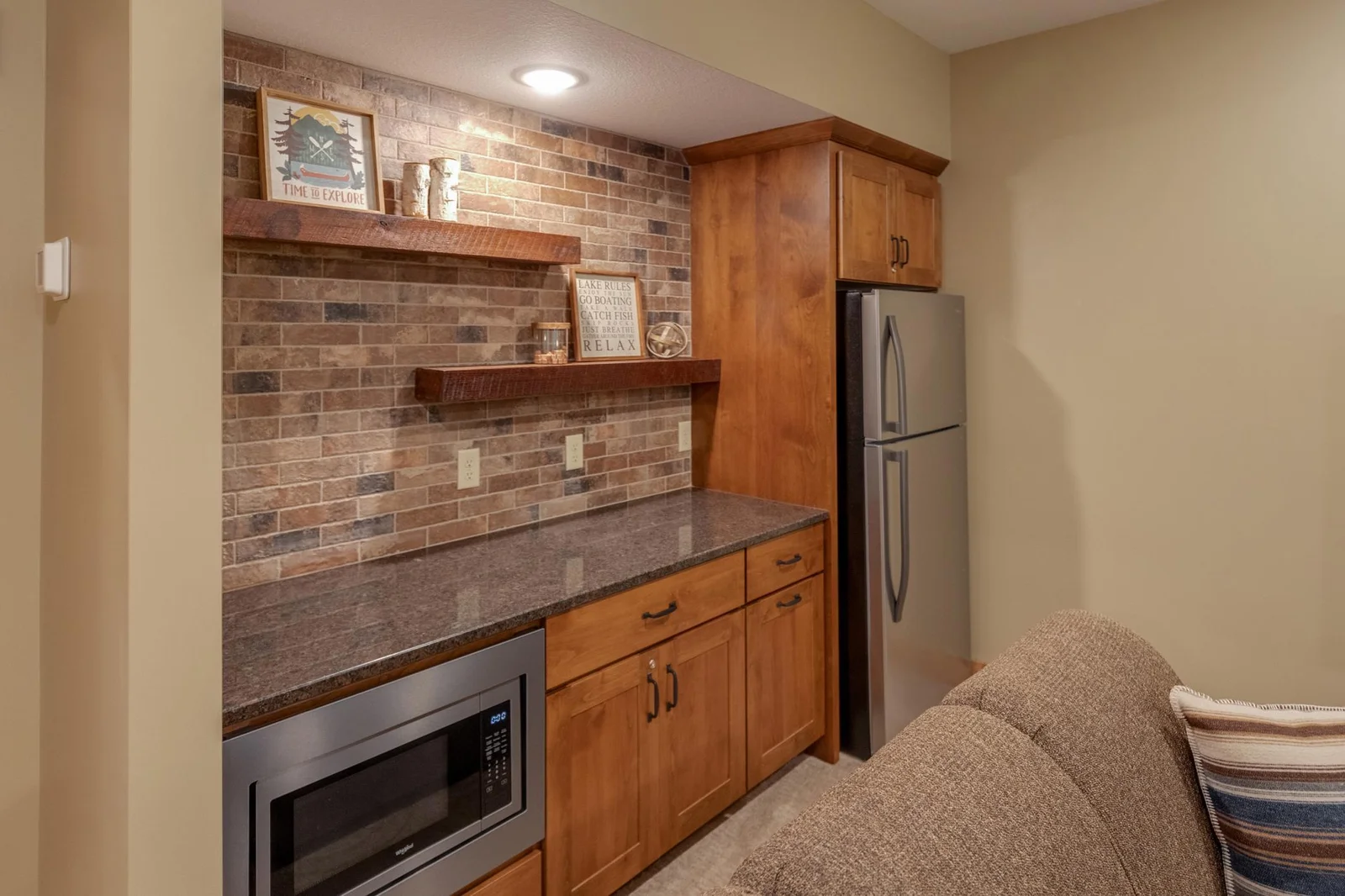 Family Room - Kitchenette