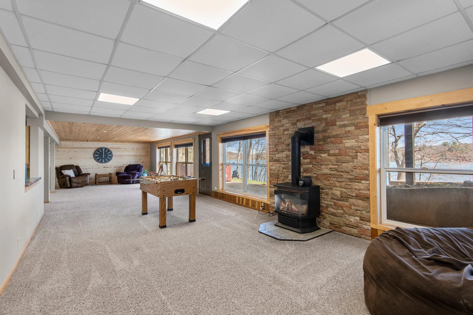 70-web-or-mls-1310A 186th St-221.jpg