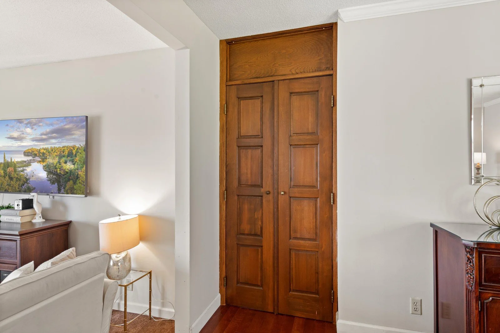 24-web-or-mls-1310A 186th St-84.jpg