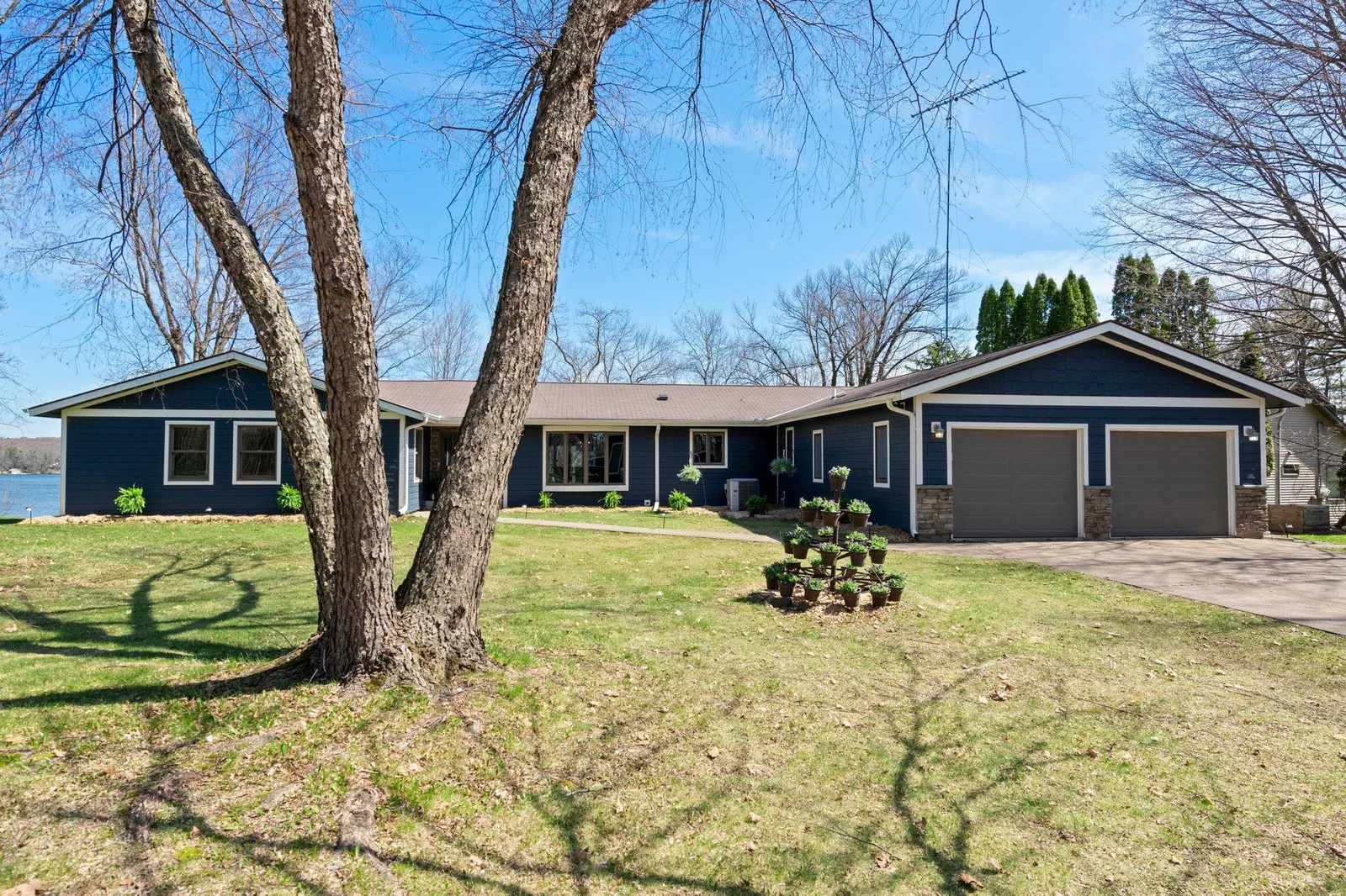 10-web-or-mls-1310A 186th St-362.jpg