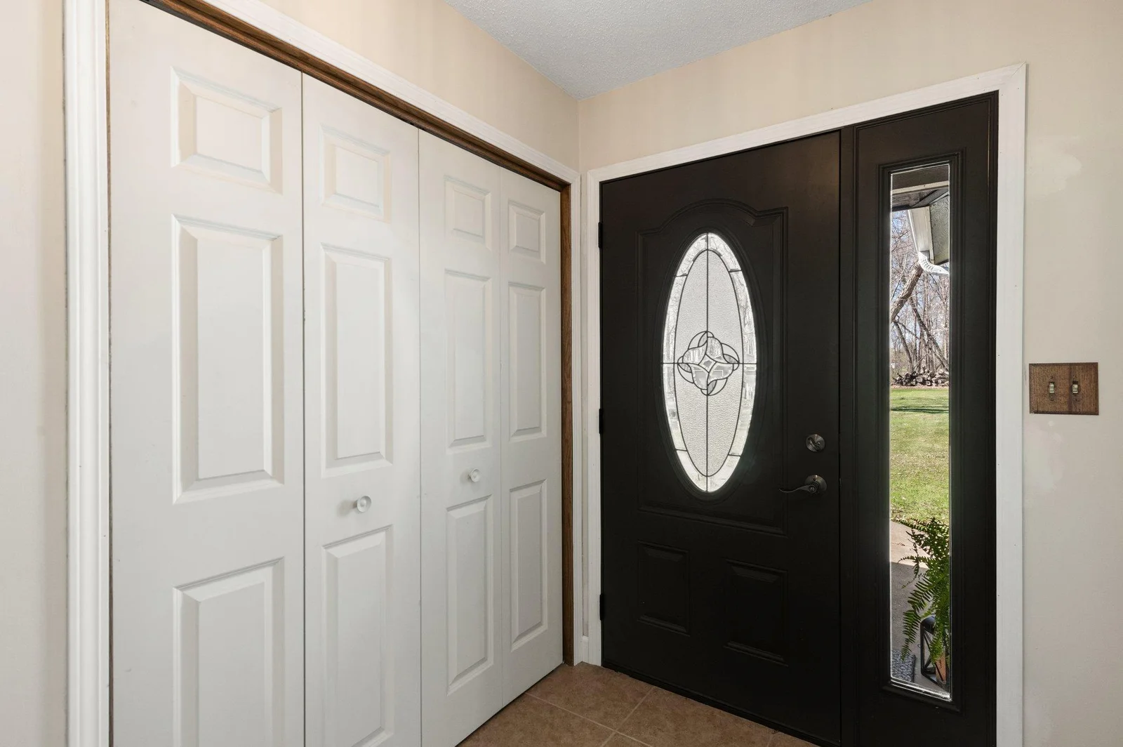18-web-or-mls-1310A 186th St-3.jpg