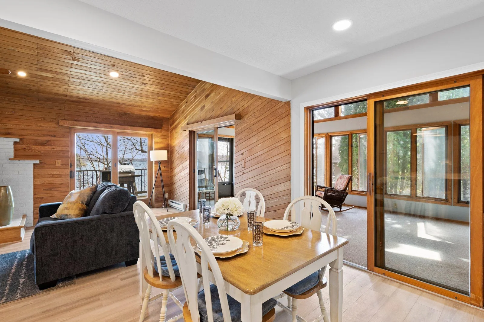 38-web-or-mls-1310A 186th St-137.jpg