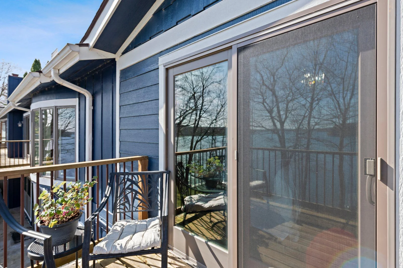 59-web-or-mls-1310A 186th St-38.jpg