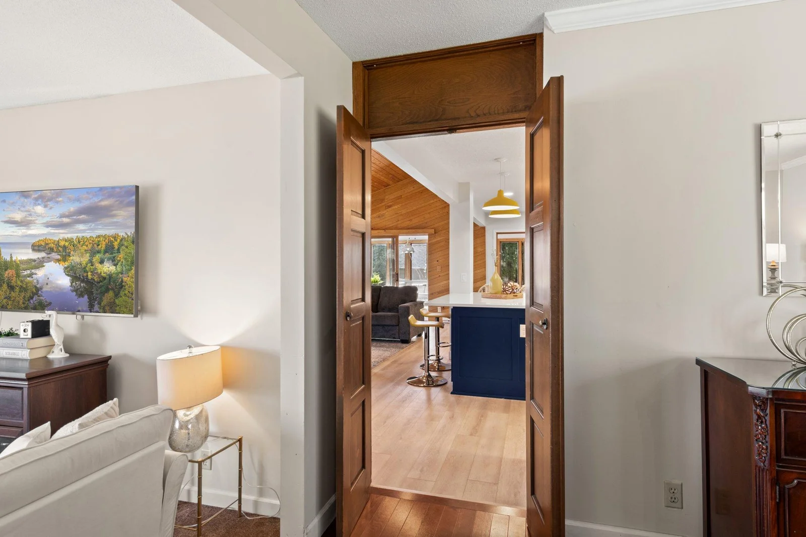 23-web-or-mls-1310A 186th St-80.jpg
