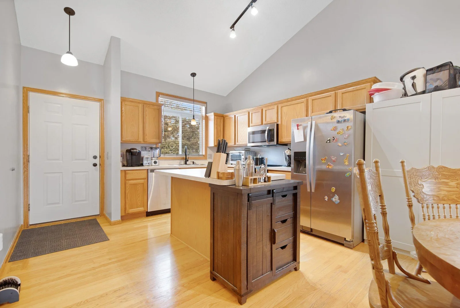 Kitchen 1.jpg
