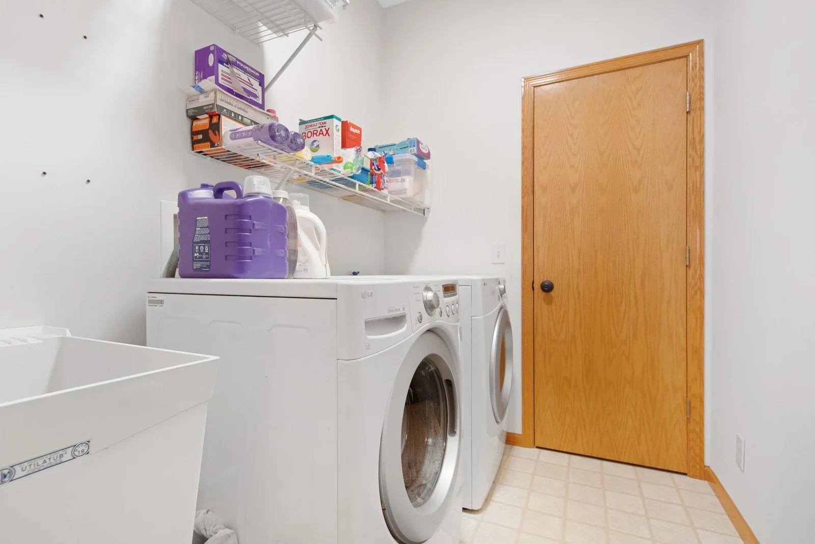 laundry - Copy.jpg