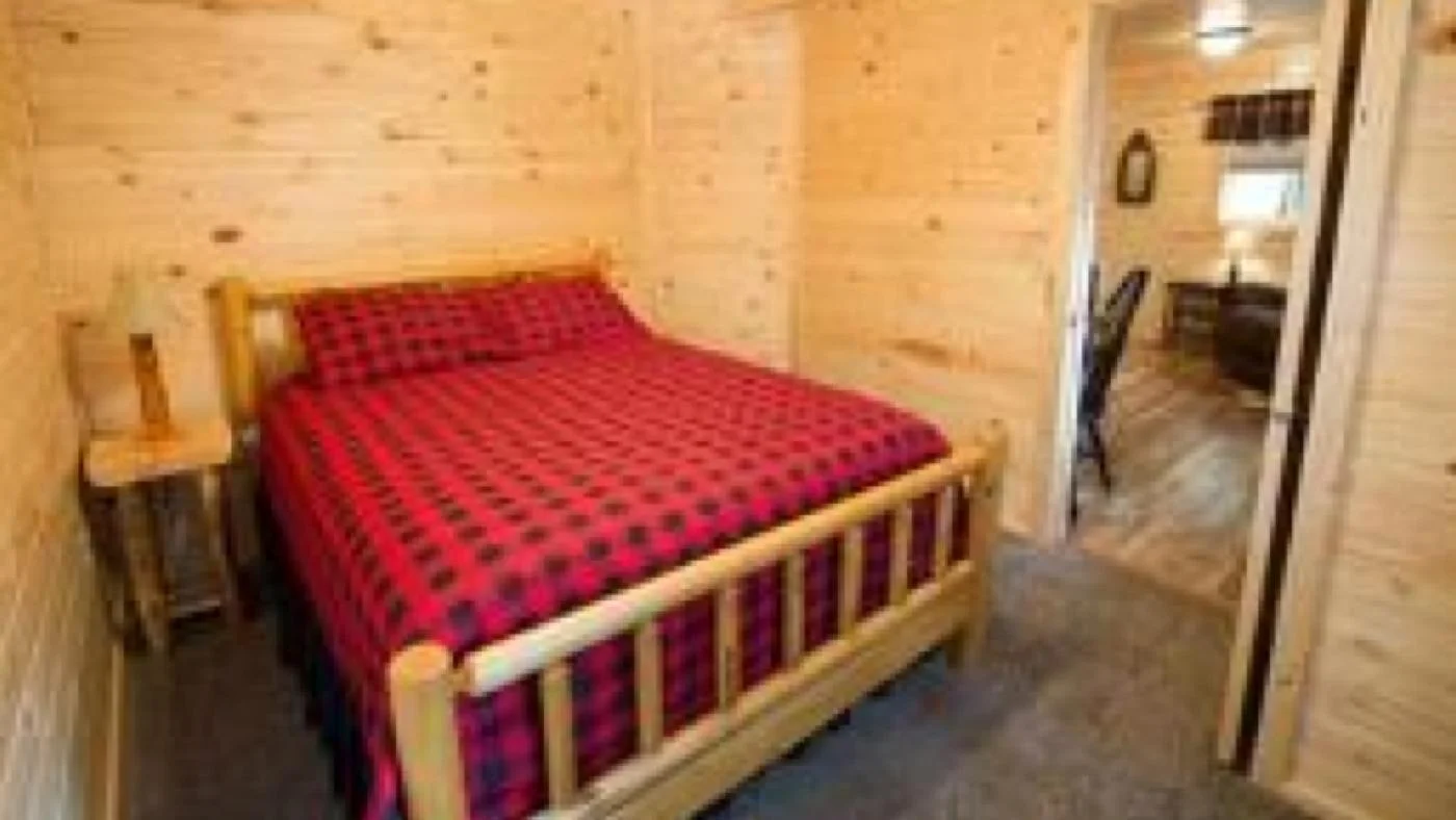 33_cabin-1-2.jpg