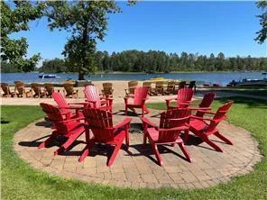 Firepit Area - Lakeside