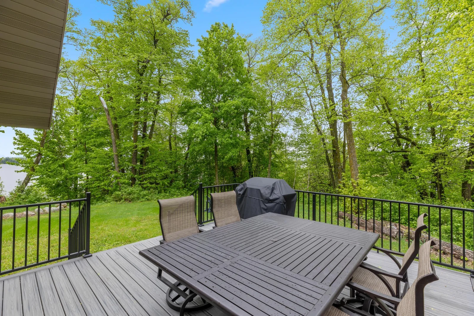 patio - furnishings included