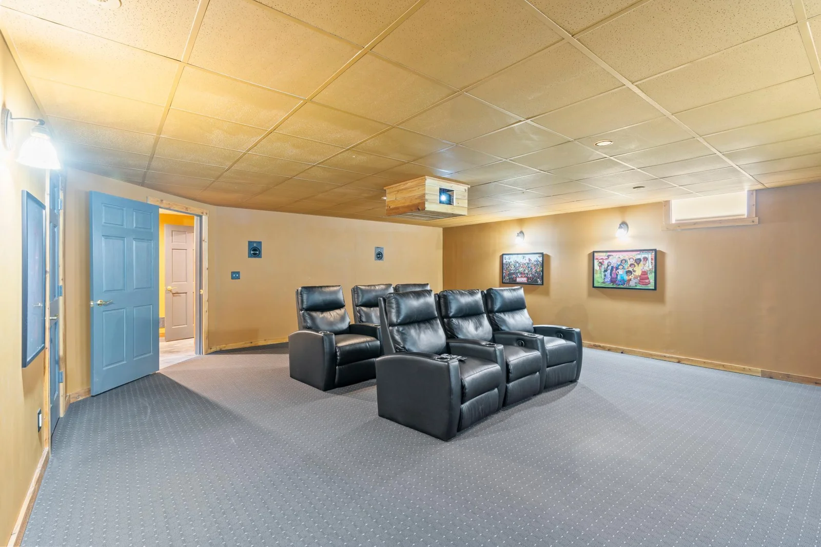 theatre room
