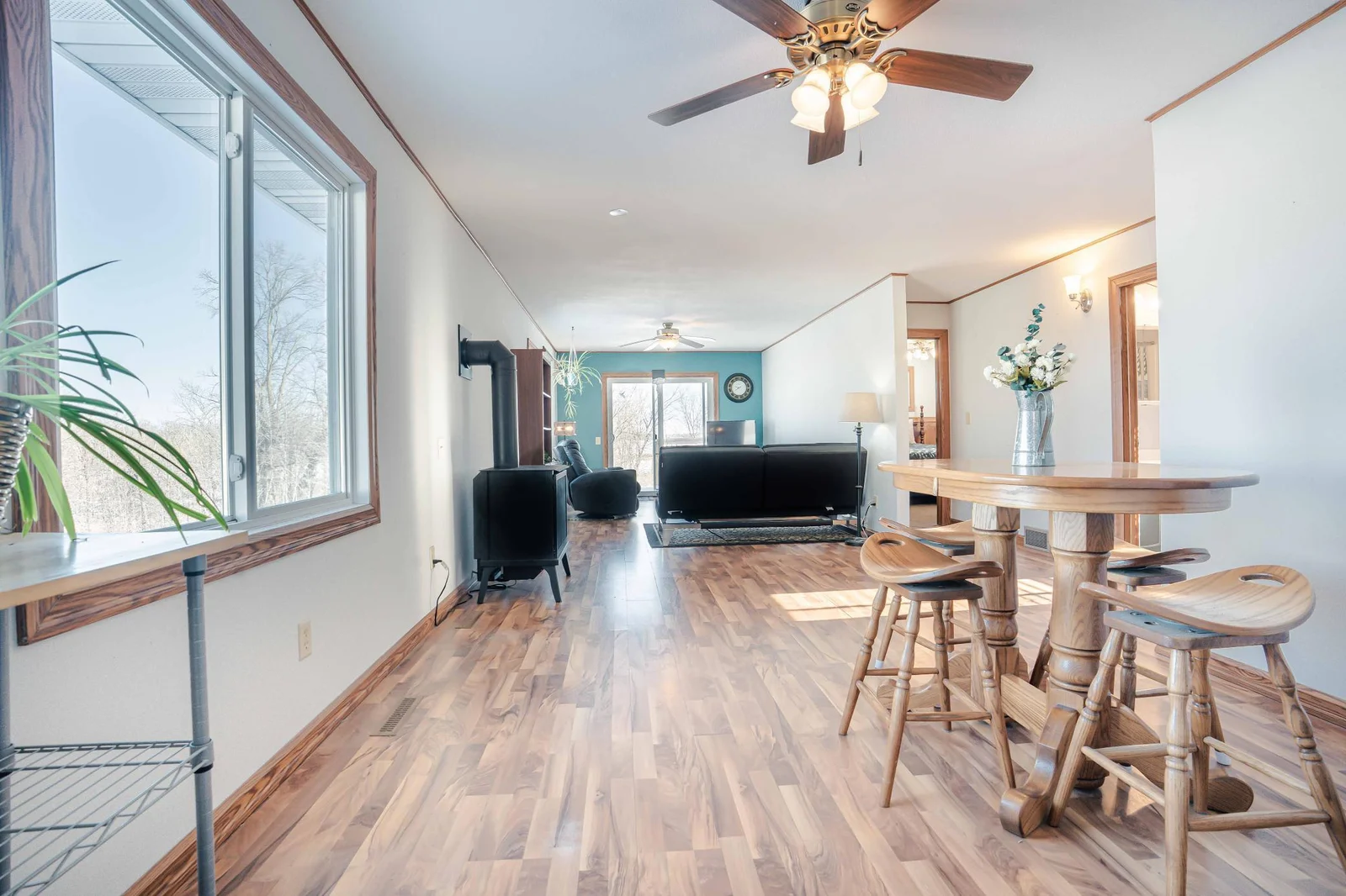 Dining room / Living room
