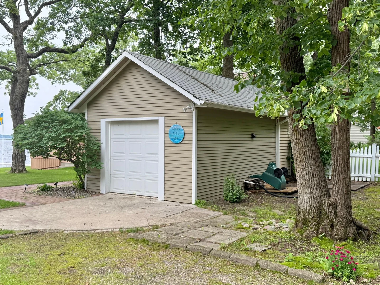 Shed