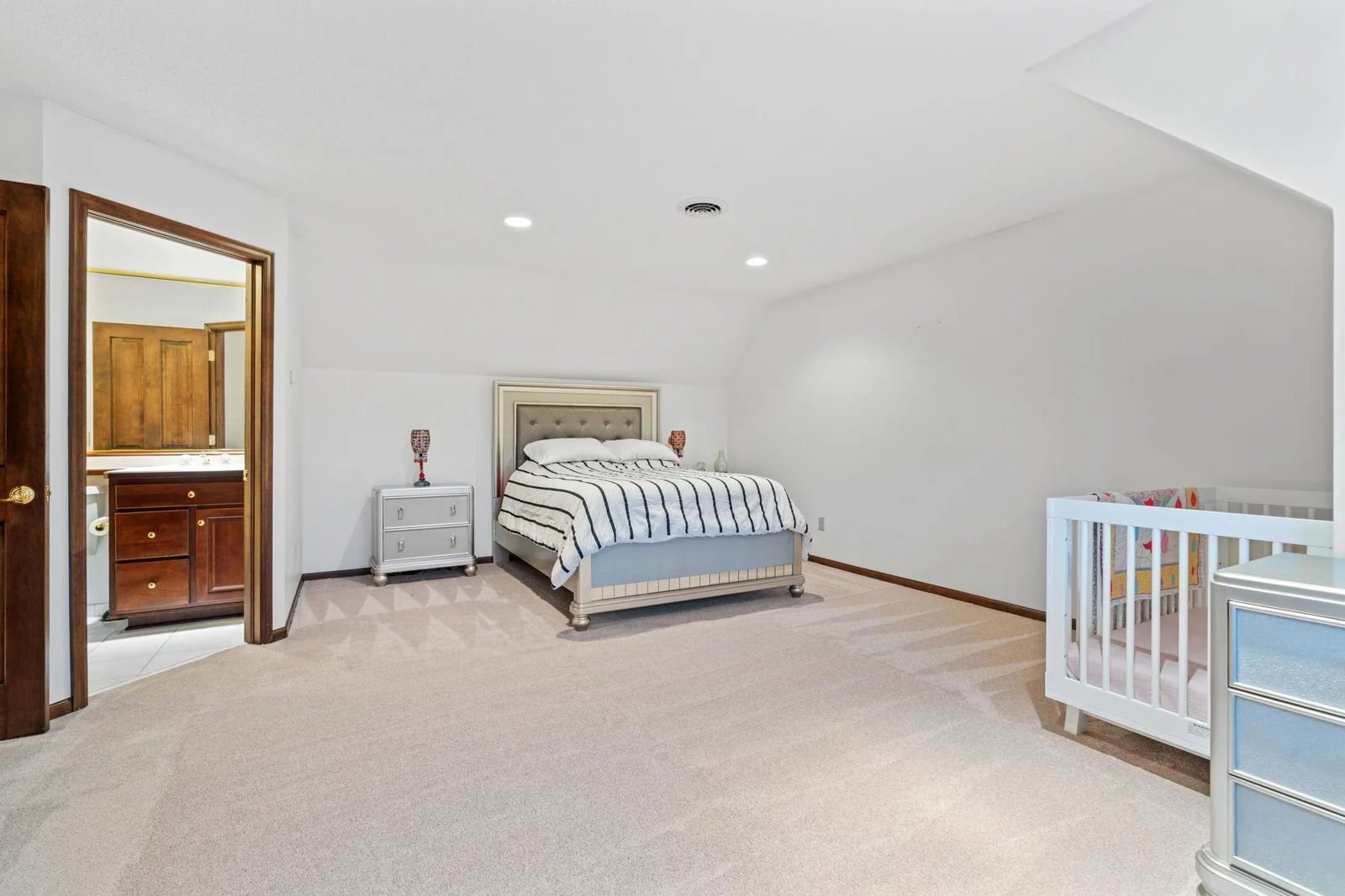 Upper Level Guest Bedroom