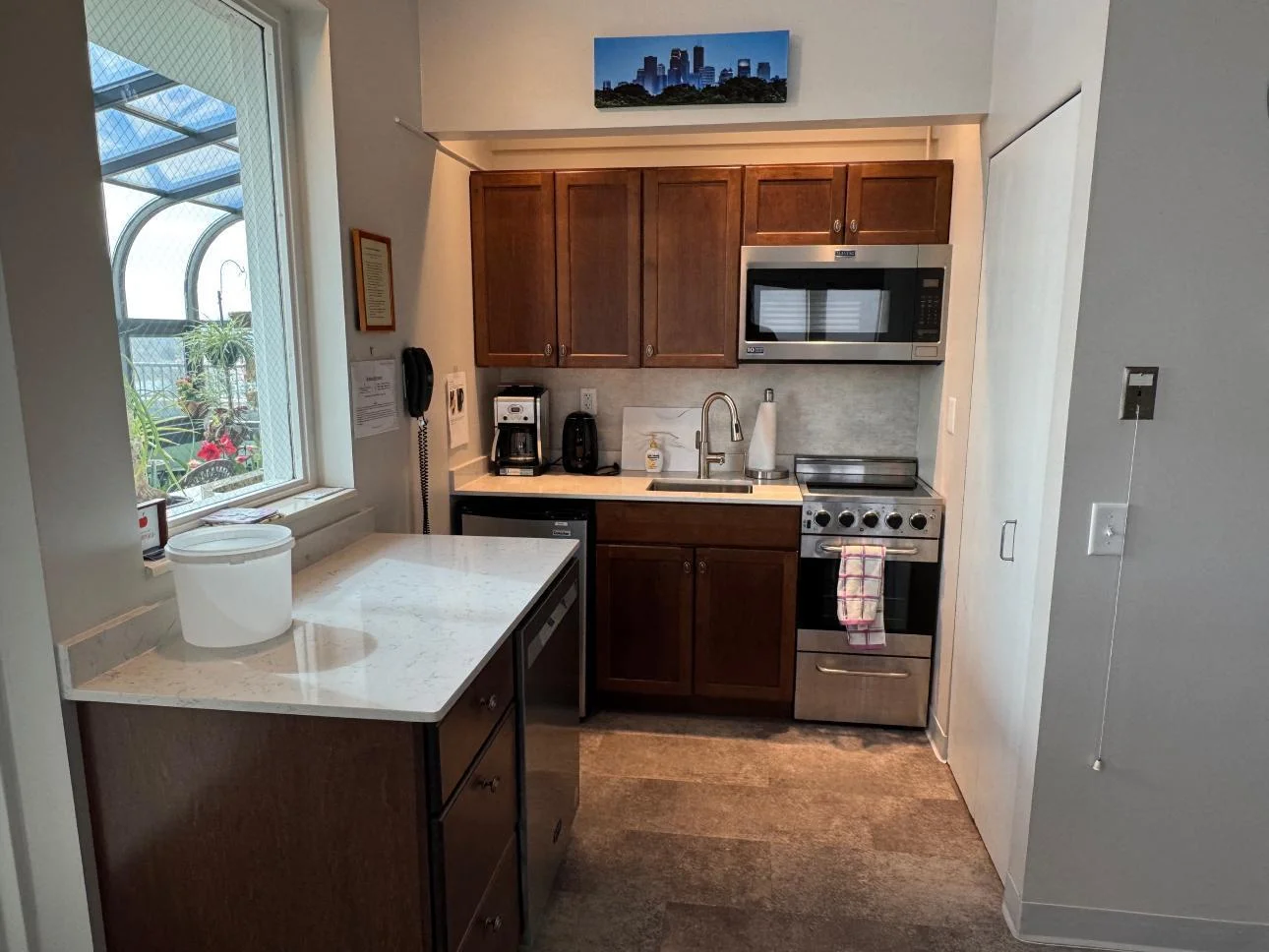 Game room kitchen