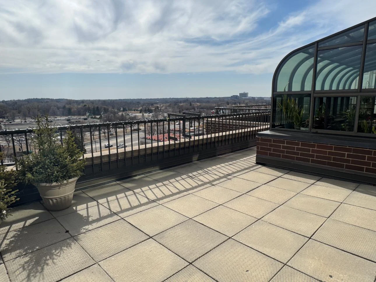 5th floor main deck
