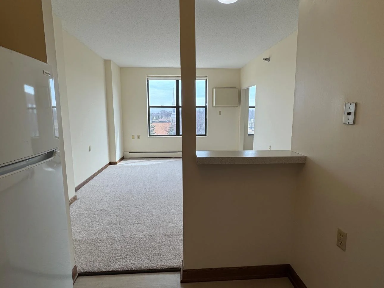 looking at Livingroom