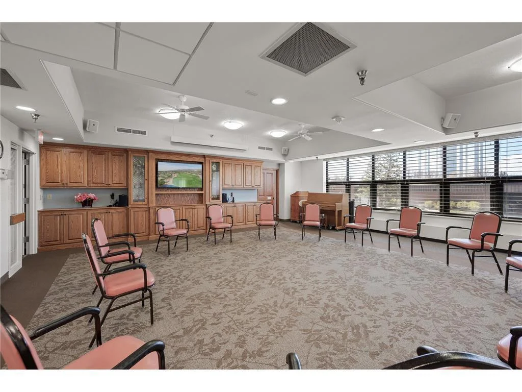 meeting room.jpeg