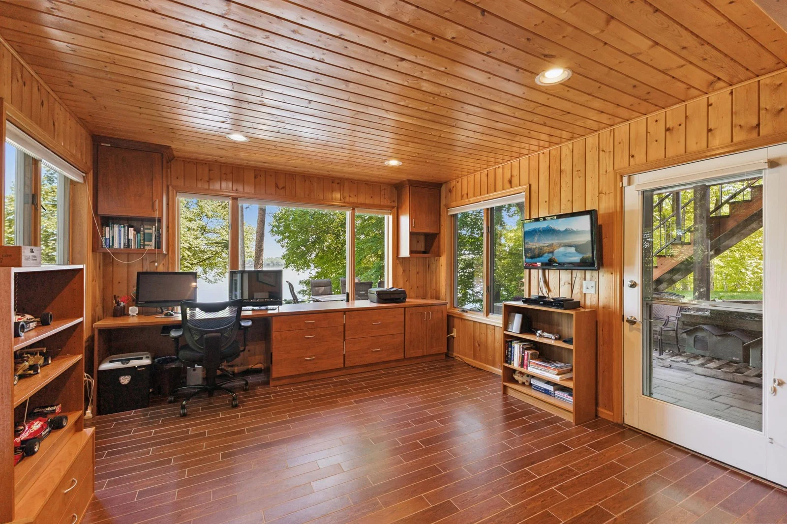 Imagine the possibilities for this space!