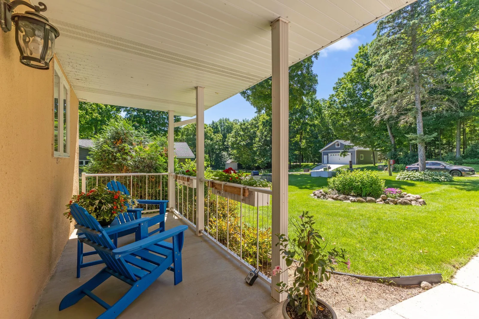 Pretty front porch