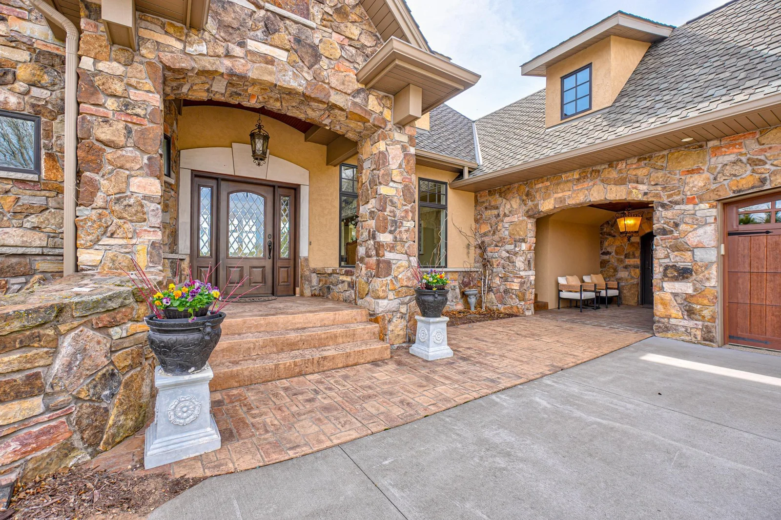 Natural stone adds to the curb appeal.