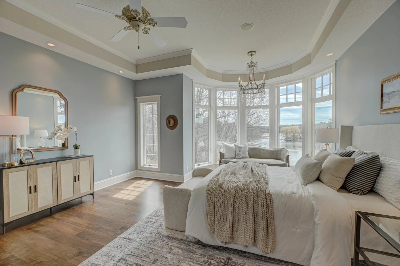 Primary suite.